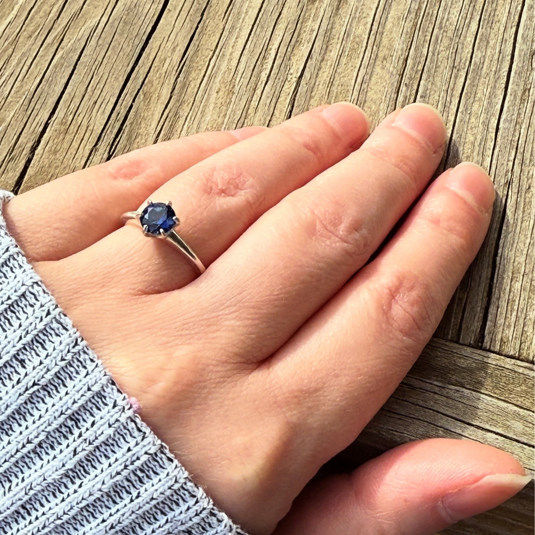 Sapphire Ring // Size 5.25