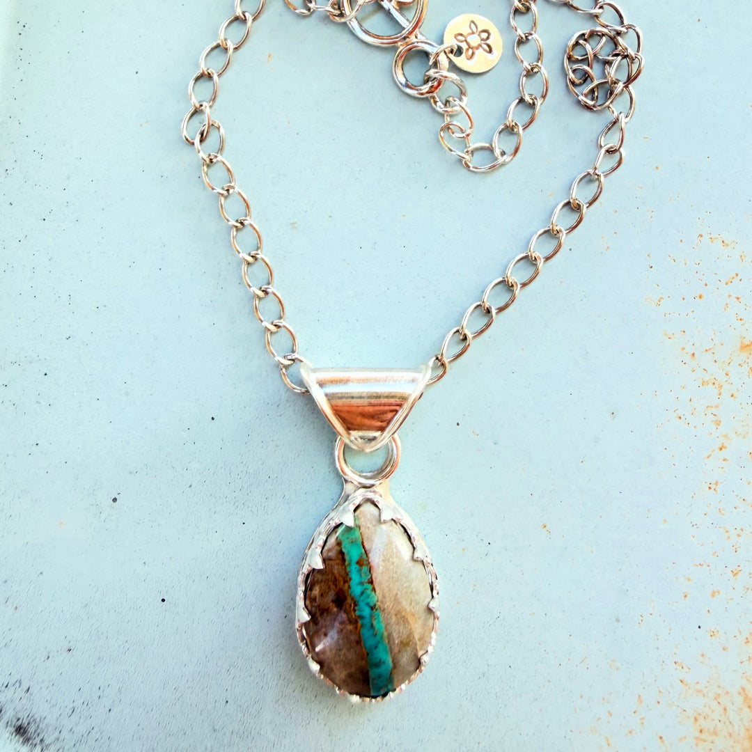 Royston Ribbon // Necklace