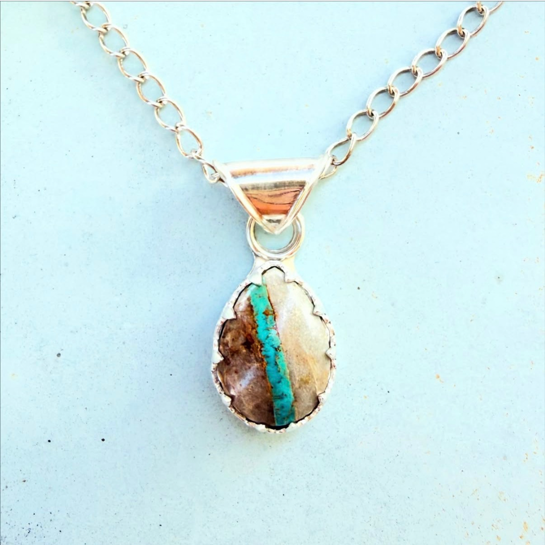 Royston Ribbon // Necklace